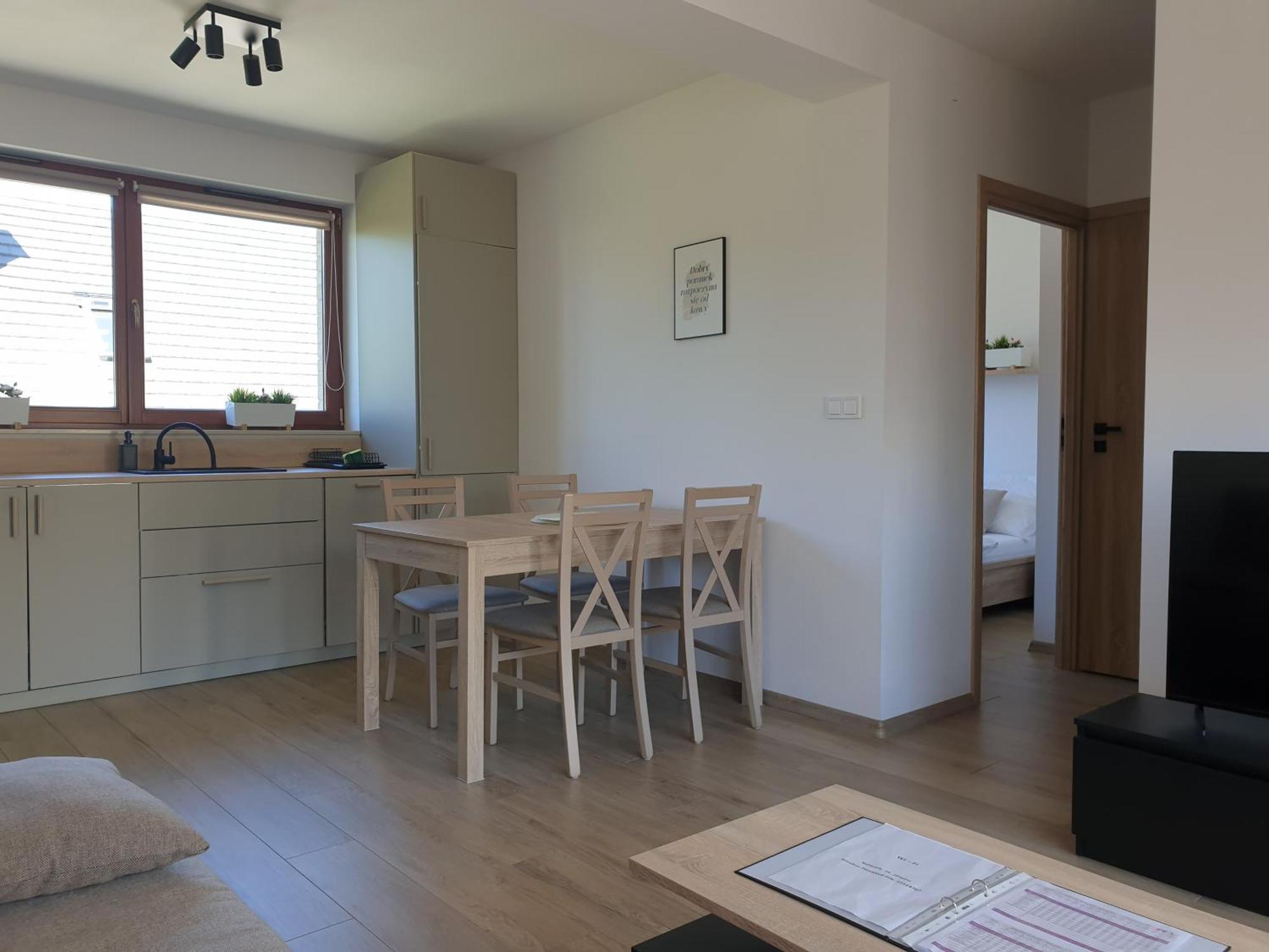 Near The Airport- Apartments 크라쿠프 외부 사진